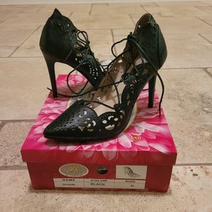 Bolaro Black Lace Up Heels